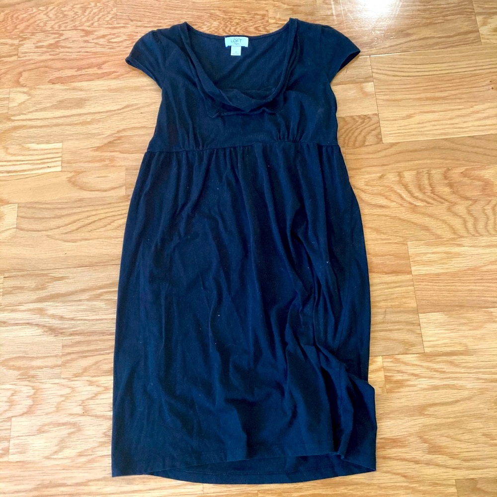 5/$25 LOFT cotton stretch drop jersey  dress. Size PS